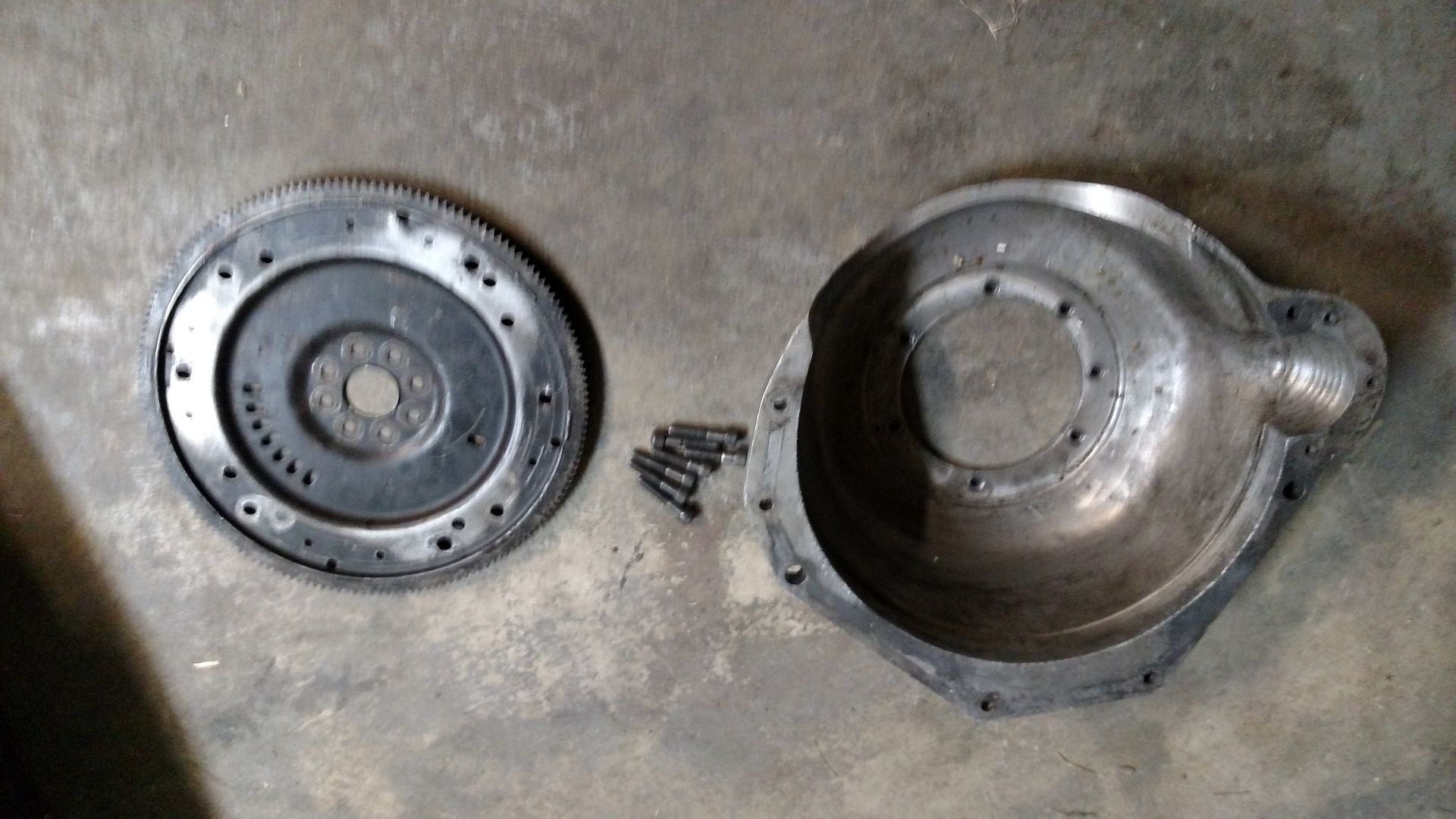 For Sale PA Bellhousing & 8bolt flexplate C4 to Modular Ford