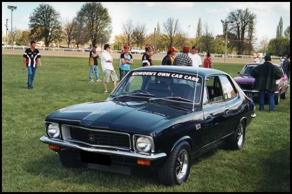 Black Torana