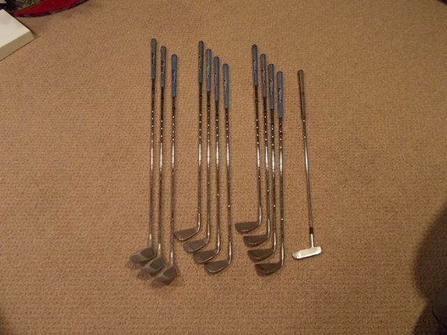 http://i160.photobucket.com/albums/t167/llorentz/Clubs01_zps005cfff6.jpg