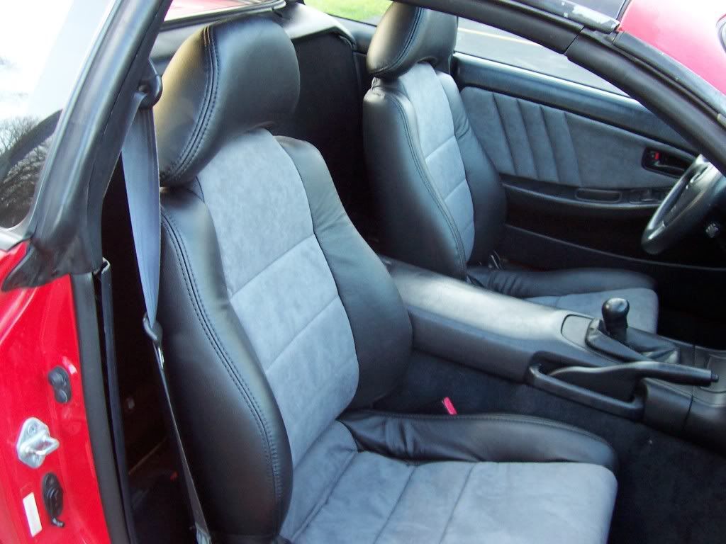 http://i160.photobucket.com/albums/t167/llorentz/MR2/Mods/Interior/100421033.jpg