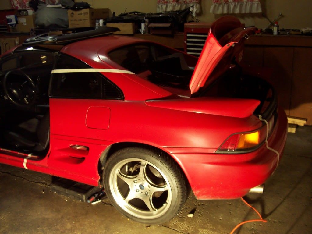 http://i160.photobucket.com/albums/t167/llorentz/MR2/Paint/Panel002.jpg