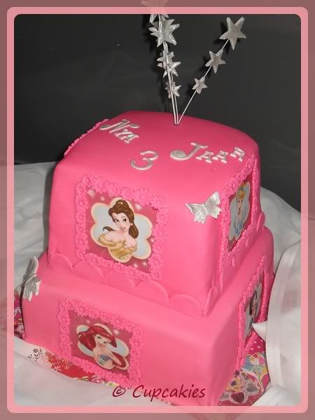 http://i160.photobucket.com/albums/t170/JoyceCollin/Prinsessen2.jpg