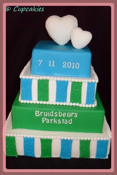 http://i160.photobucket.com/albums/t170/JoyceCollin/SDC11265-border.jpg