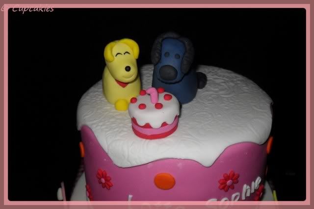http://i160.photobucket.com/albums/t170/JoyceCollin/SDC11489-border-1.jpg