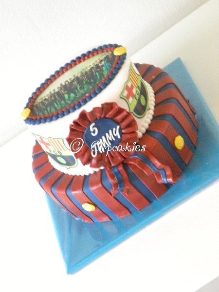 http://i160.photobucket.com/albums/t170/JoyceCollin/Taart/DSCN7273-border_zpseaad9da5.jpg