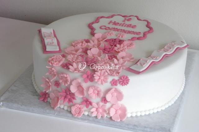 http://i160.photobucket.com/albums/t170/JoyceCollin/Taart/DSCN7763-border_zps58e1ee09.jpg