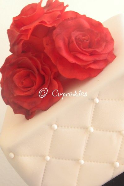 http://i160.photobucket.com/albums/t170/JoyceCollin/Taart/DSCN8125-border_zps3f5c1181.jpg