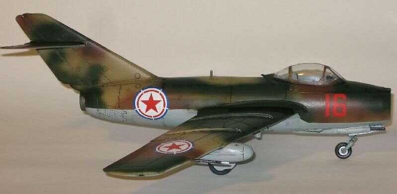 MiG_15_Finished024.jpg
