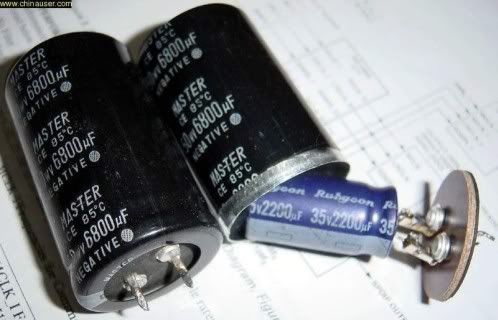 Capacitores