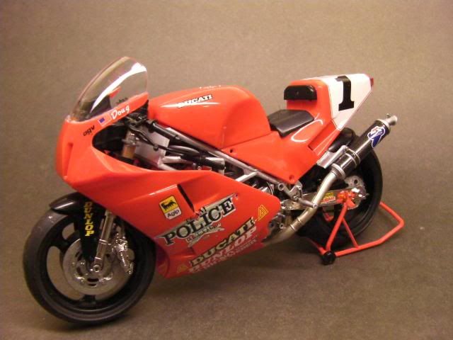 ducatti888012.jpg