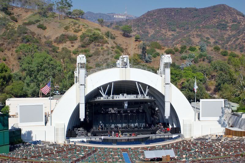 800px-Hollywood_bowl_and_sign.jpg