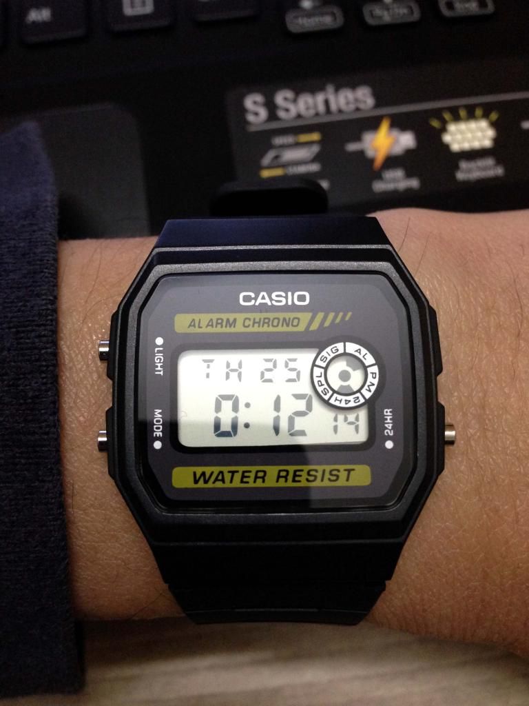 CasioF-94W_zps976c2310.jpg