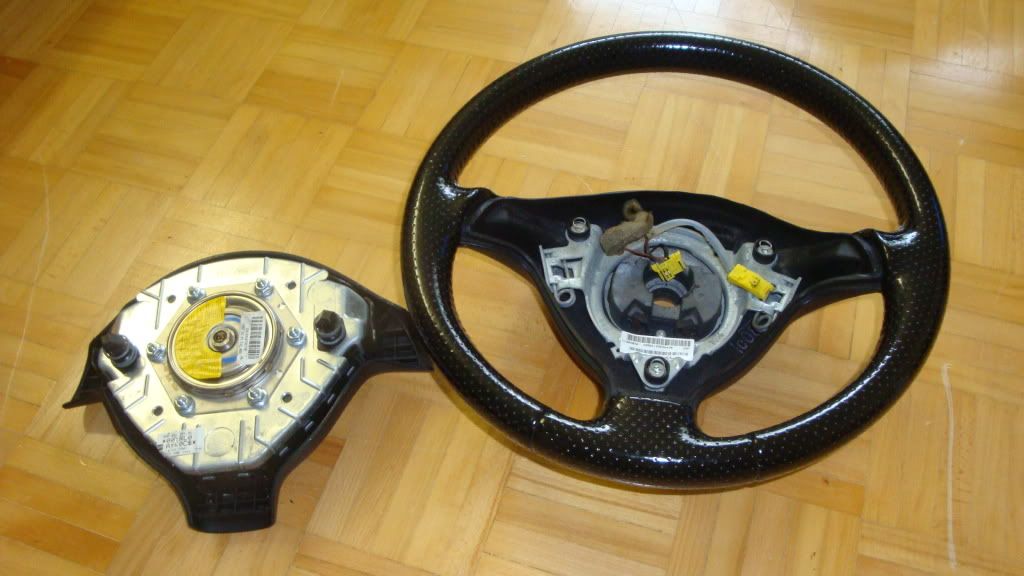 FS GLI/20th 3 spoke perforated steering wheel with airbag VW Vortex
