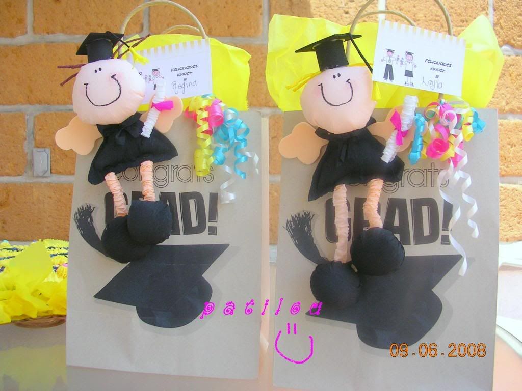 graduacion de mi peque de kinder patilou el pastel lo copie de la web graduacion de mi peque de kinder patilou el pastel lo copie de la web