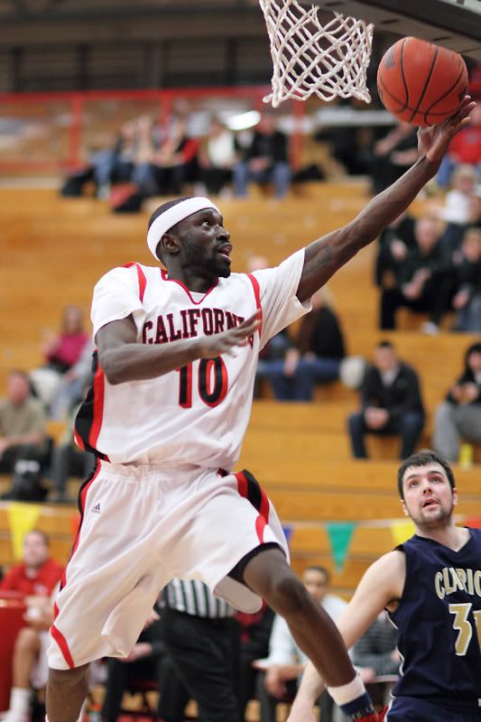 IMAGE: http://i160.photobucket.com/albums/t187/musiccuts/CalStvsClarion070.jpg