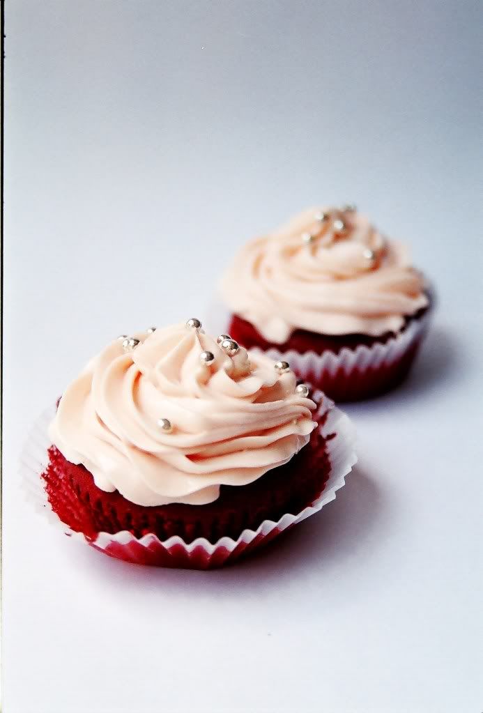 Redvelvetcreamcheese2.jpg picture by classifiedramblings