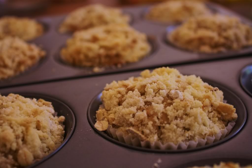 brownedbutterapplemuffins.jpg picture by classifiedramblings