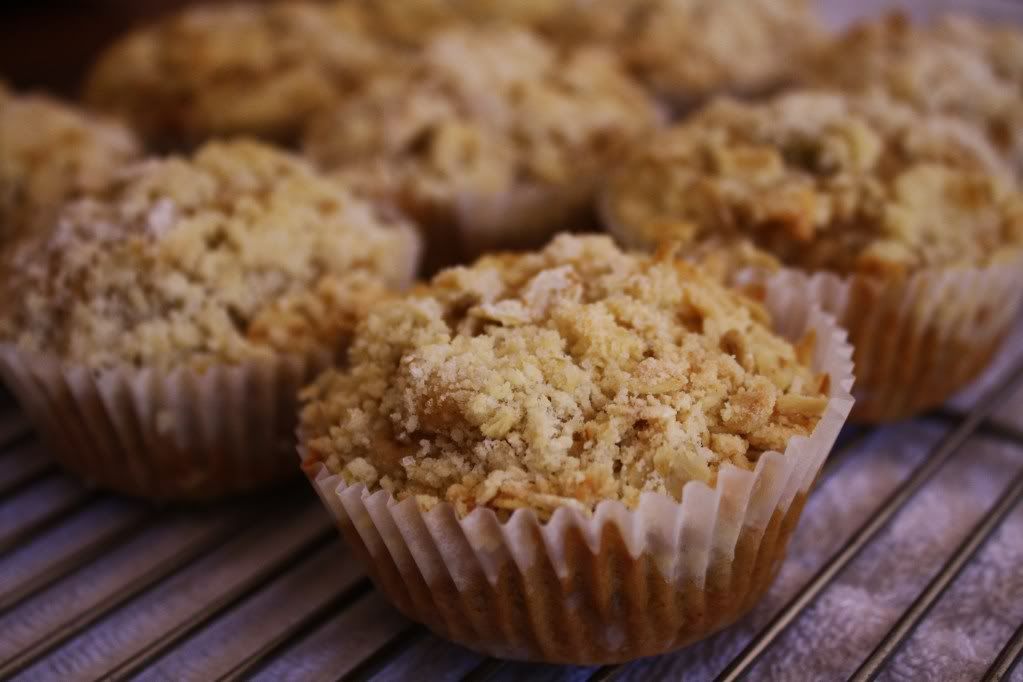 brownedbutterapplemuffins3.jpg picture by classifiedramblings