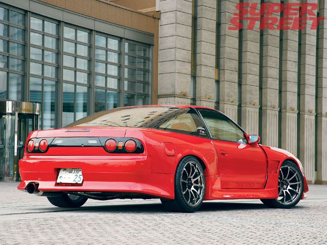 [Image: 130_0607_05_znissan_180sx_silvia_s14_s15180sx_rear.jpg]