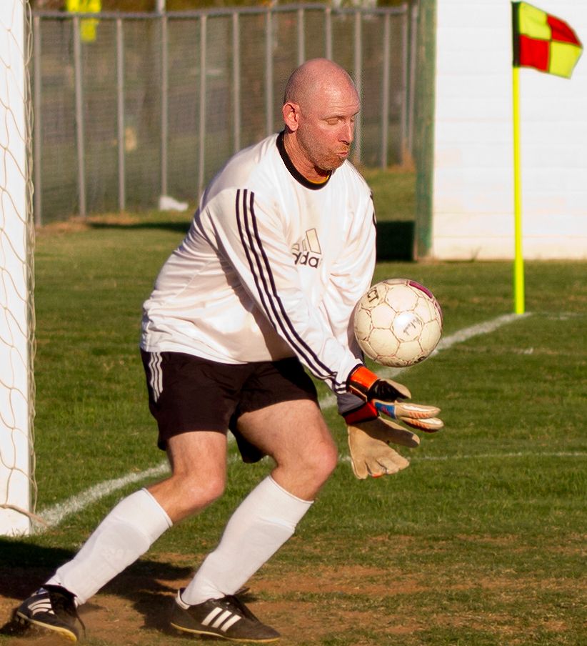 IMAGE: http://i160.photobucket.com/albums/t199/hotled1944/goalie4.jpg