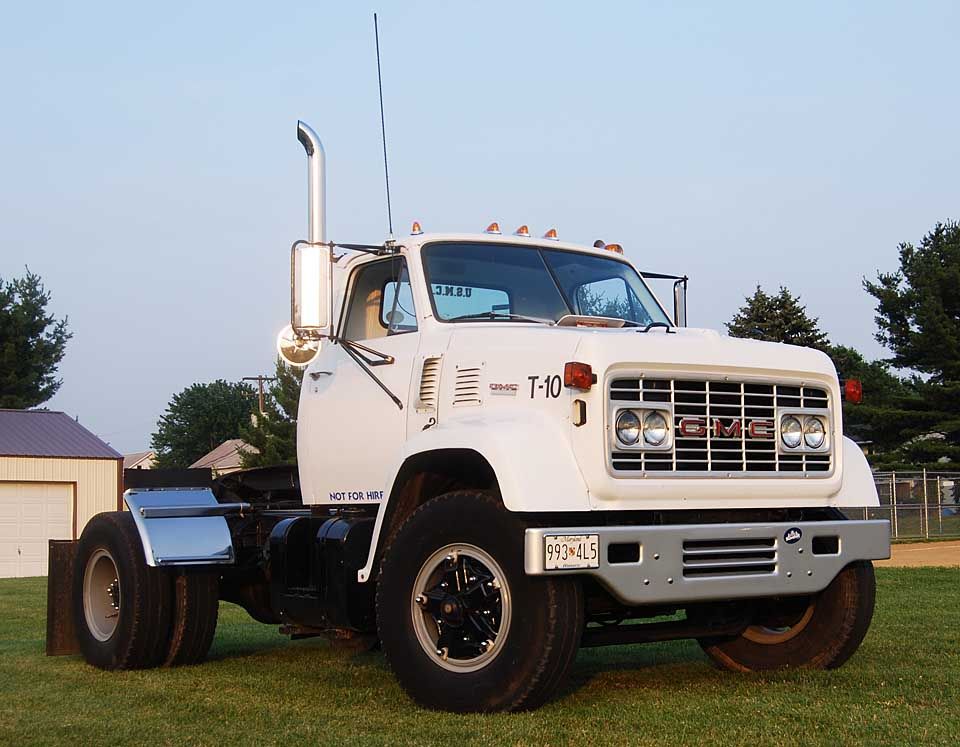 1972 GMC 9500 Road Tractor Photo by stovebltr | Photobucket